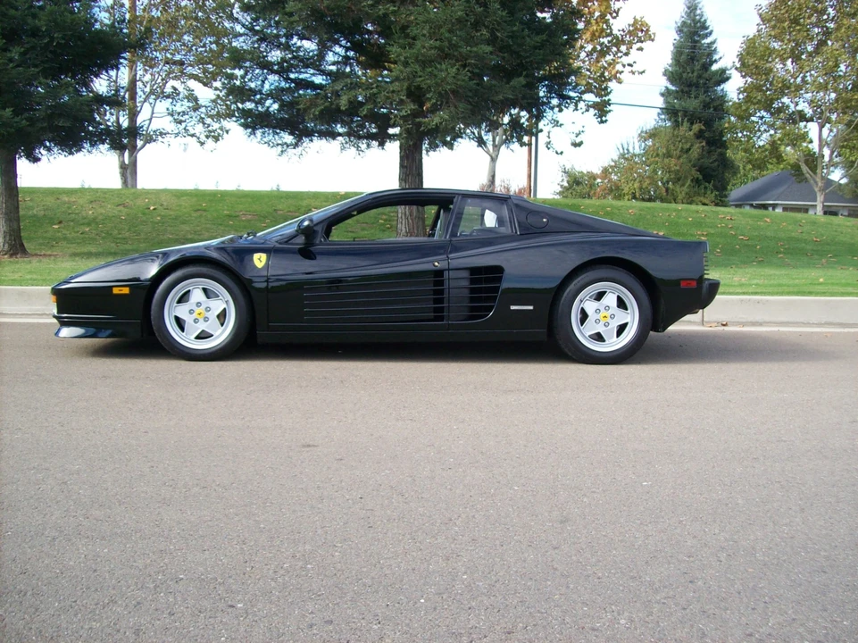 1990 Ferrari Testarossa - Image 2 of 31