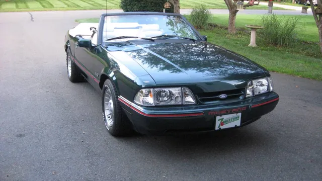 1990 Ford Mustang 7UP