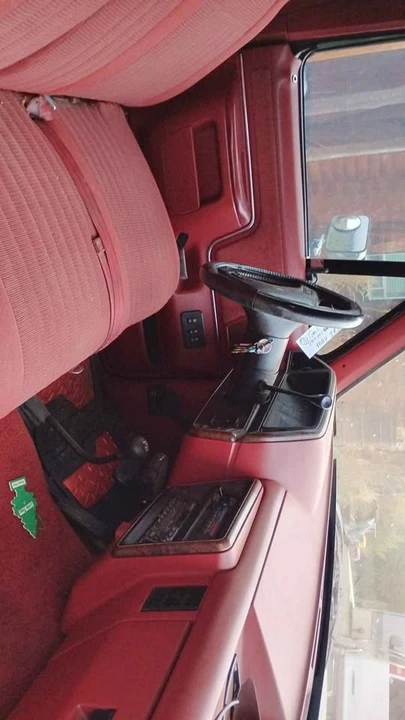 1990 Ford Bronco 4th Gen - Image 7 of 10