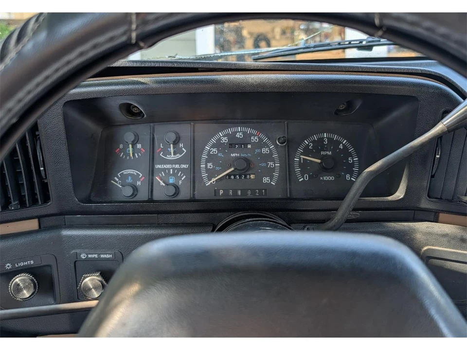 1990 Ford Bronco 4th Gen - Image 6 of 17