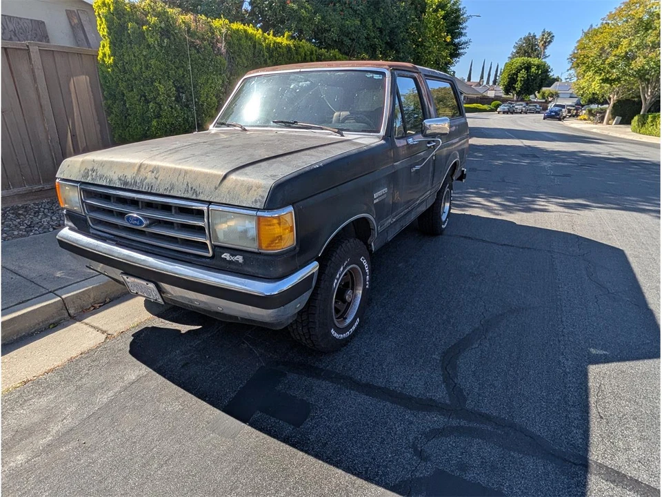 1990 Ford Bronco 4th Gen - Image 2 of 17