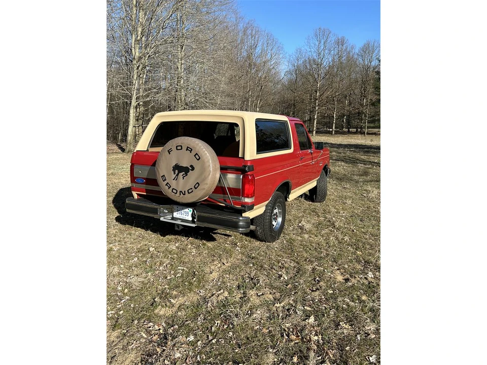 1990 Ford Bronco 4th Gen - Image 3 of 17