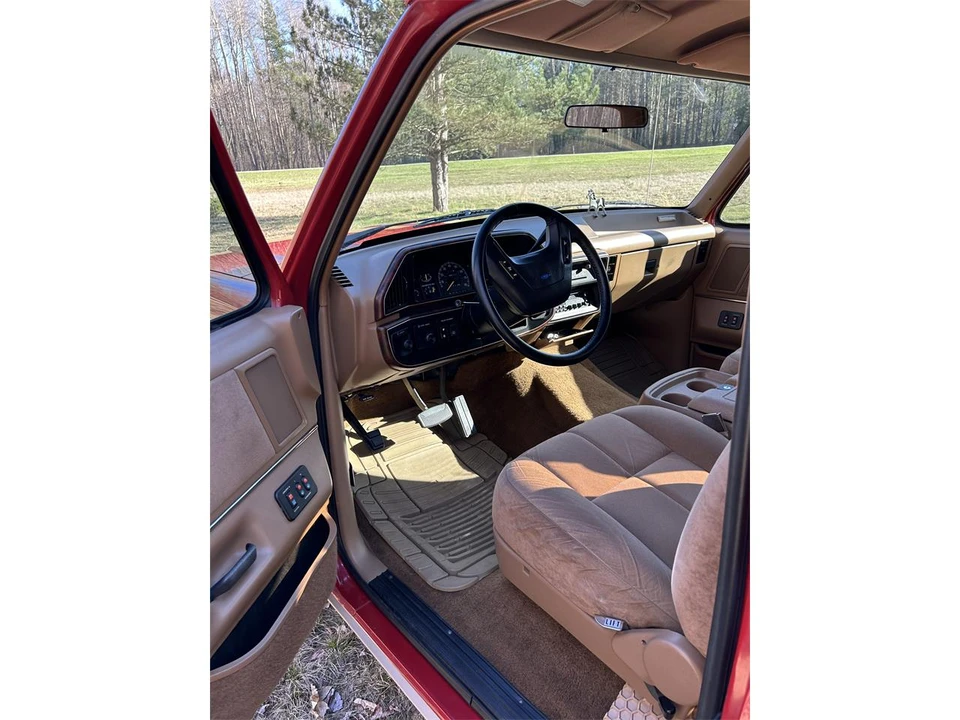 1990 Ford Bronco 4th Gen - Image 8 of 17