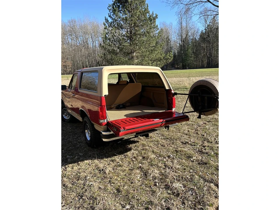 1990 Ford Bronco 4th Gen - Image 6 of 17