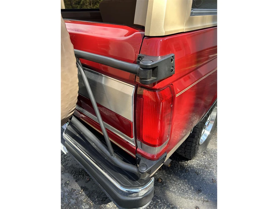 1990 Ford Bronco 4th Gen - Image 4 of 17