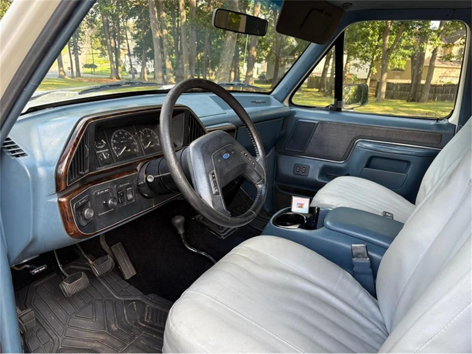 1990 Ford Bronco 4th Gen - Image 6 of 10