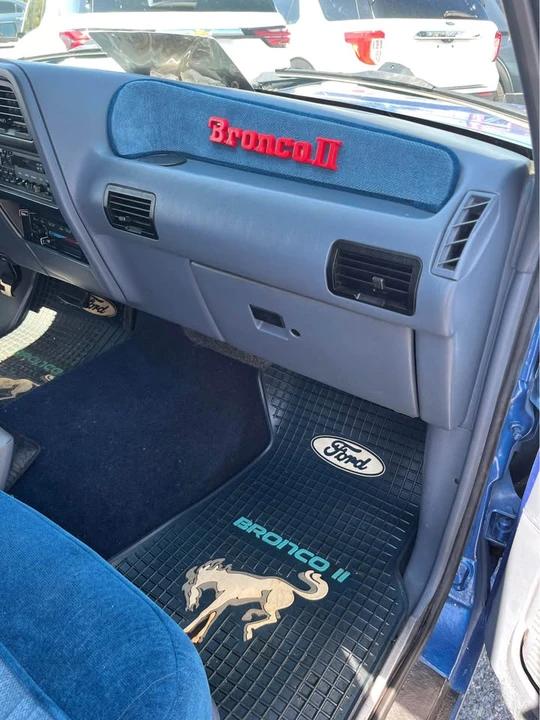 1990 Ford Bronco 4th Gen - Image 3 of 13