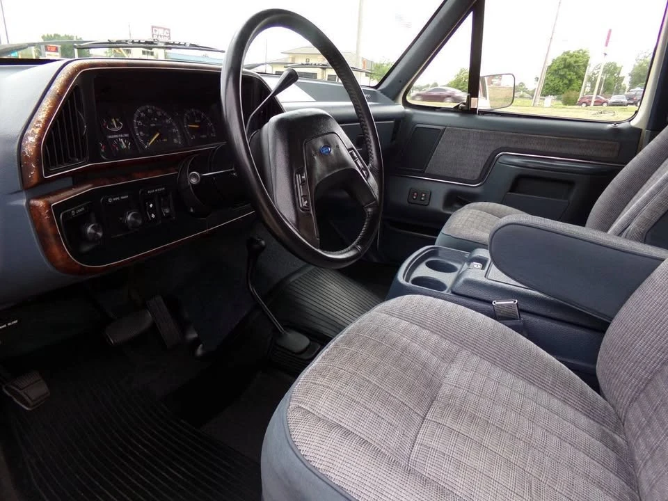 1990 Ford Bronco 4th Gen - Image 17 of 20