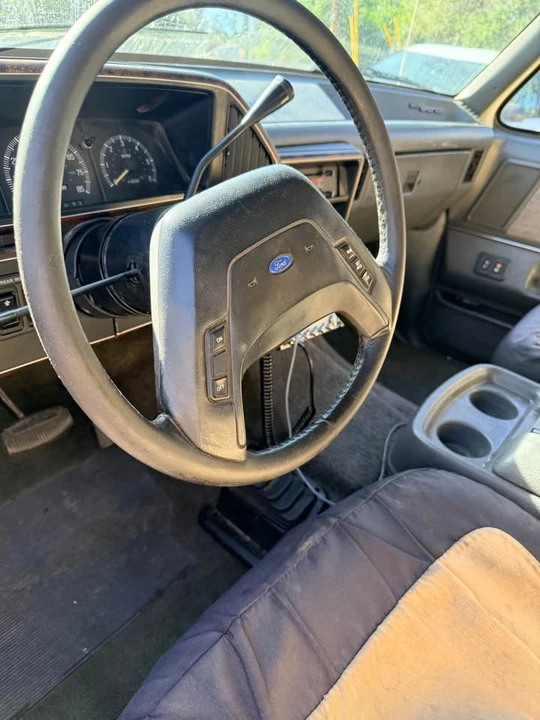 1990 Ford Bronco 4th Gen - Image 7 of 10
