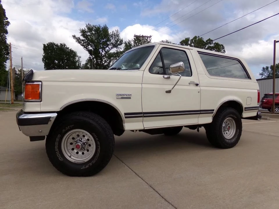 1990 Ford Bronco 4th Gen - Image 13 of 20