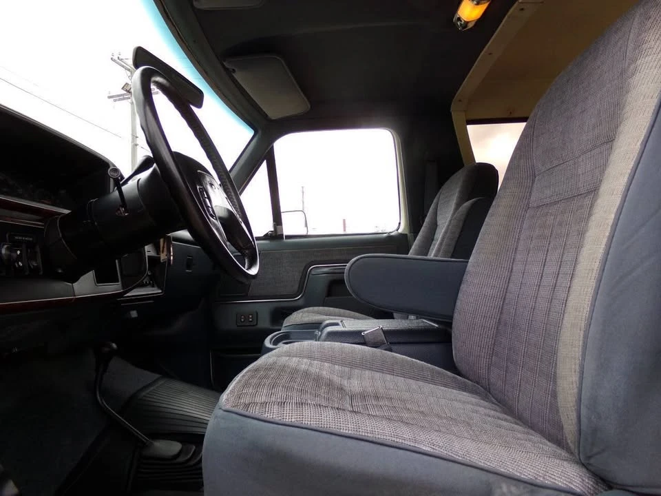 1990 Ford Bronco 4th Gen - Image 18 of 20