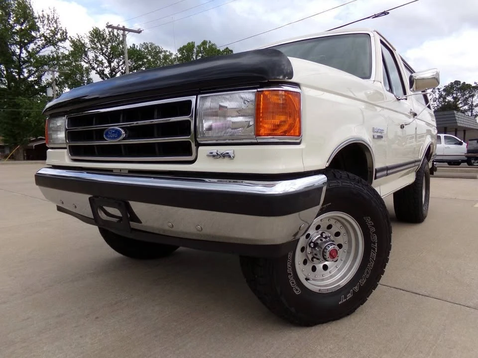 1990 Ford Bronco 4th Gen - Image 9 of 20