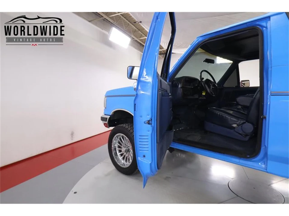 1990 Ford Bronco 4th Gen - Image 25 of 31
