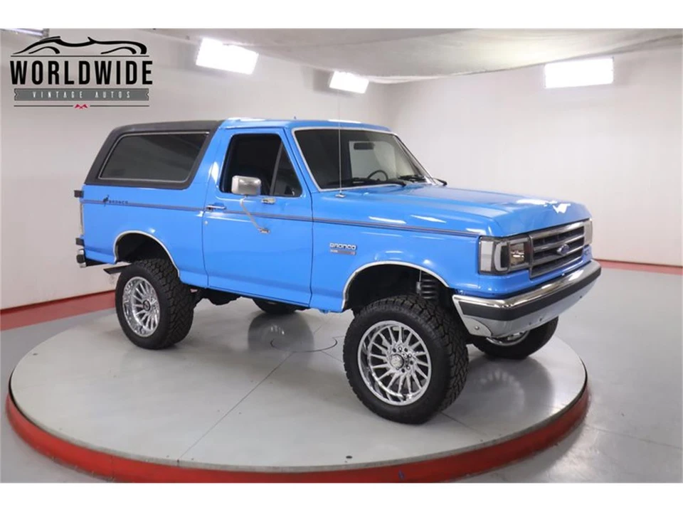 1990 Ford Bronco 4th Gen - Image 2 of 31