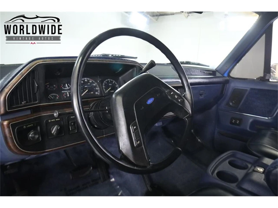 1990 Ford Bronco 4th Gen - Image 28 of 31