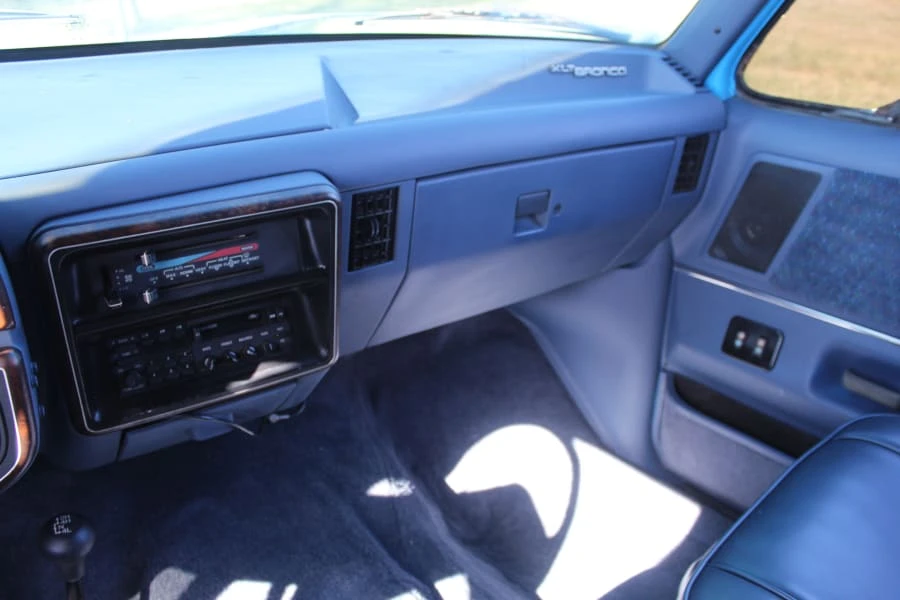 1990 Ford Bronco 4th Gen - Image 15 of 20