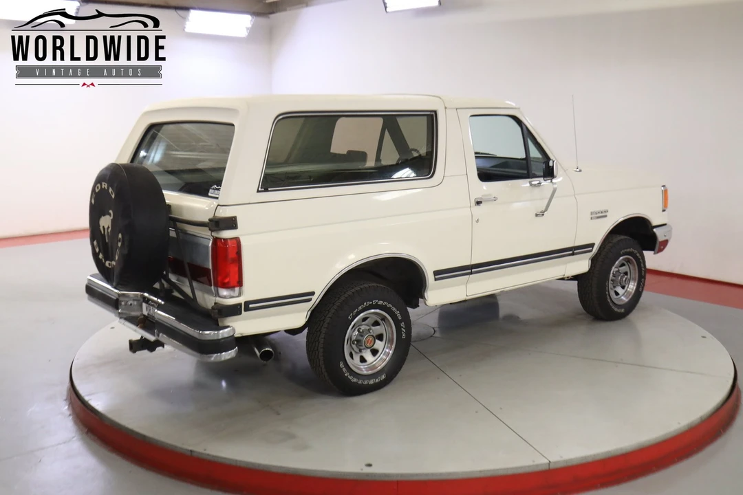 1990 Ford Bronco 4th Gen - Image 6 of 12