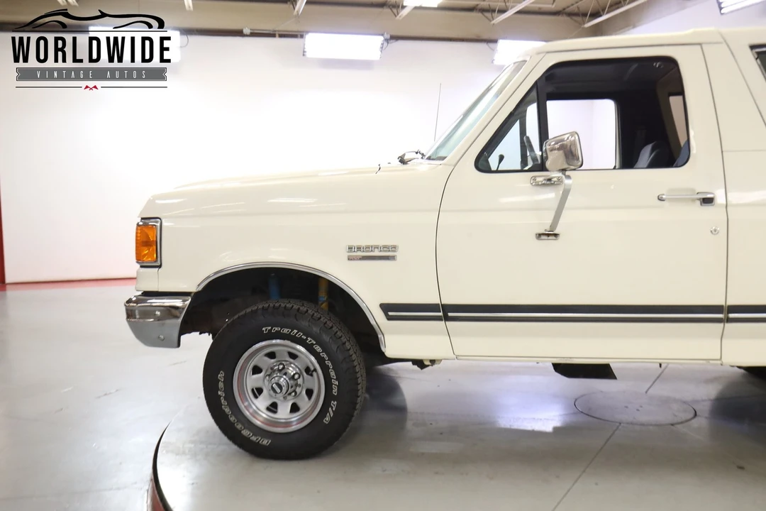 1990 Ford Bronco 4th Gen - Image 7 of 12