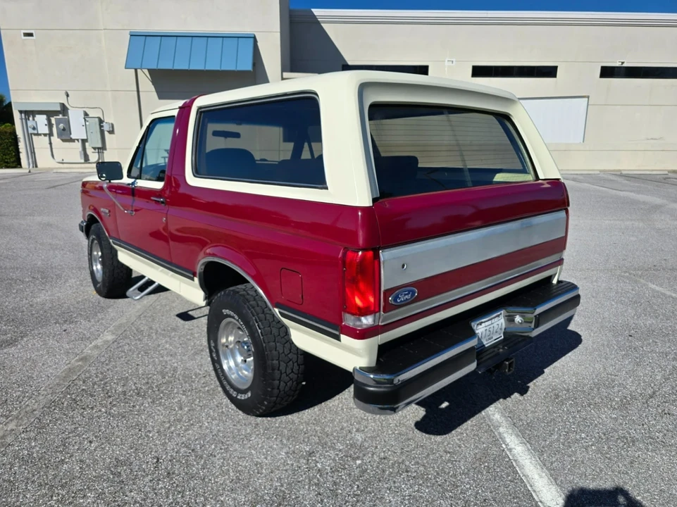 1990 Ford Bronco 4th Gen - Image 4 of 21