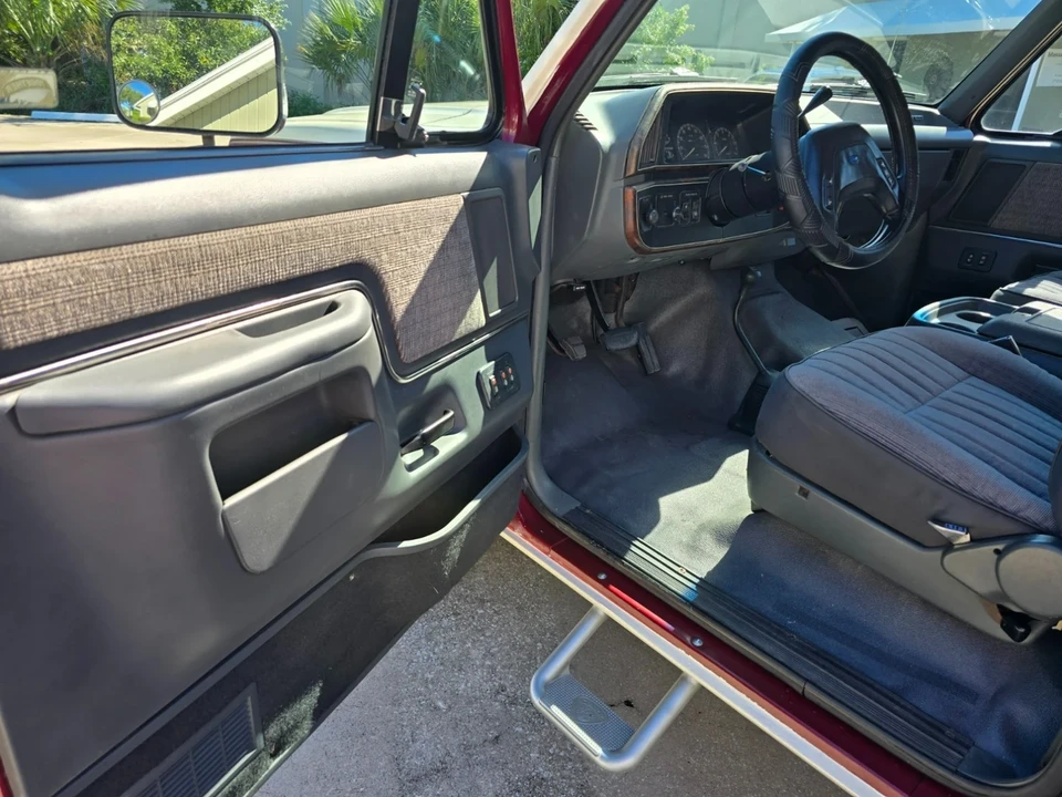1990 Ford Bronco 4th Gen - Image 16 of 21