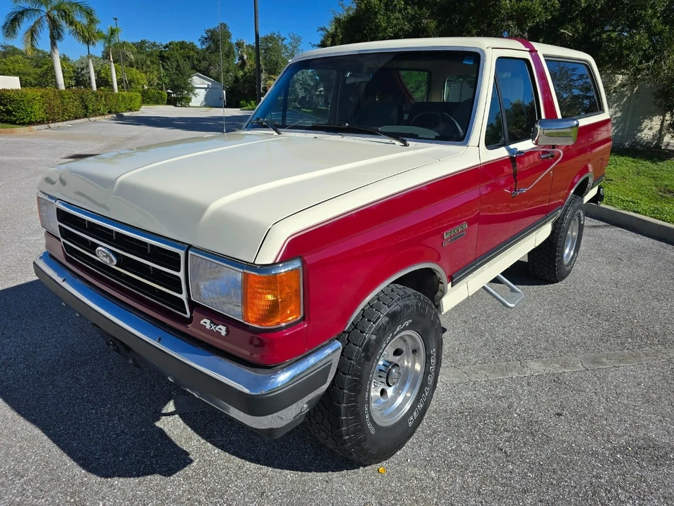 1990 Ford Bronco 4th Gen - Image 2 of 21