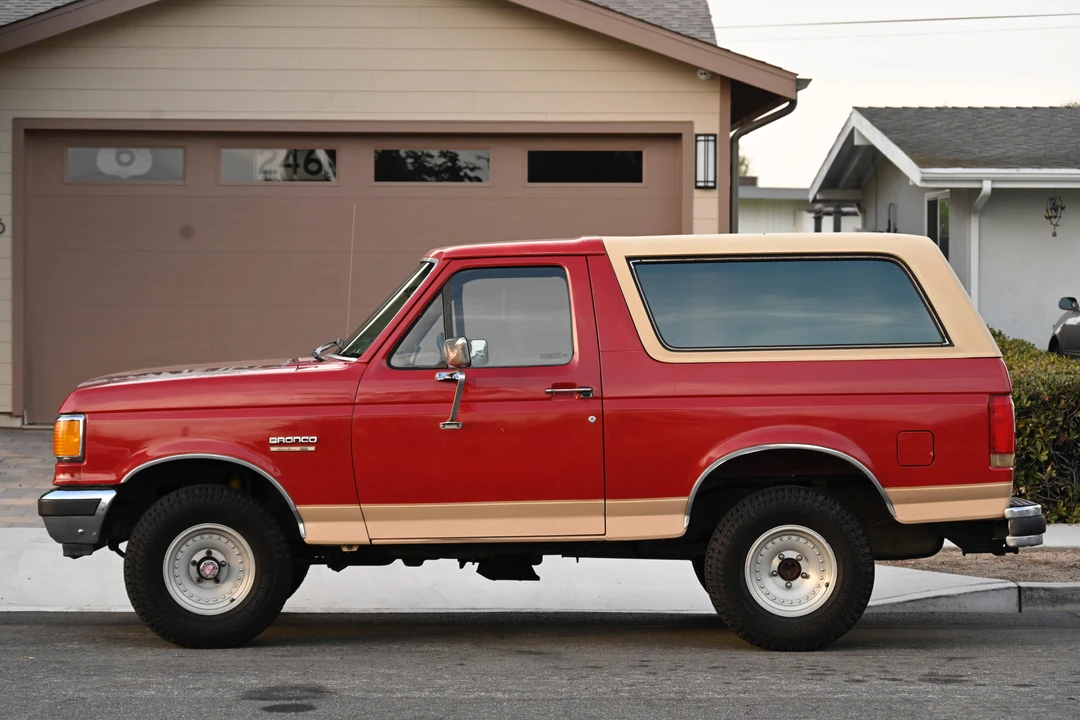 1990 Ford Bronco 4th Gen - Image 3 of 31