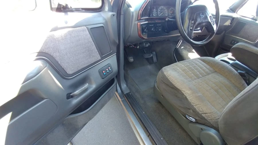 1990 Ford Bronco 4th Gen - Image 6 of 12