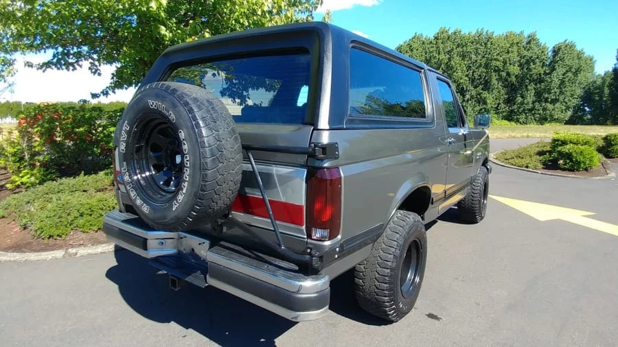 1990 Ford Bronco 4th Gen - Image 11 of 12