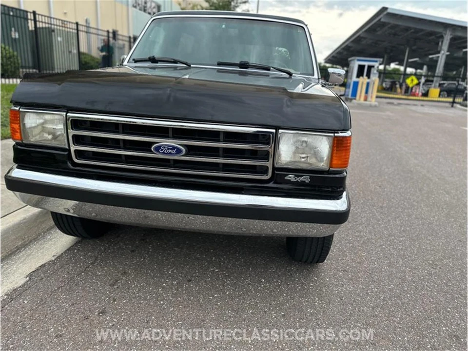 1990 Ford Bronco 4th Gen - Image 24 of 31