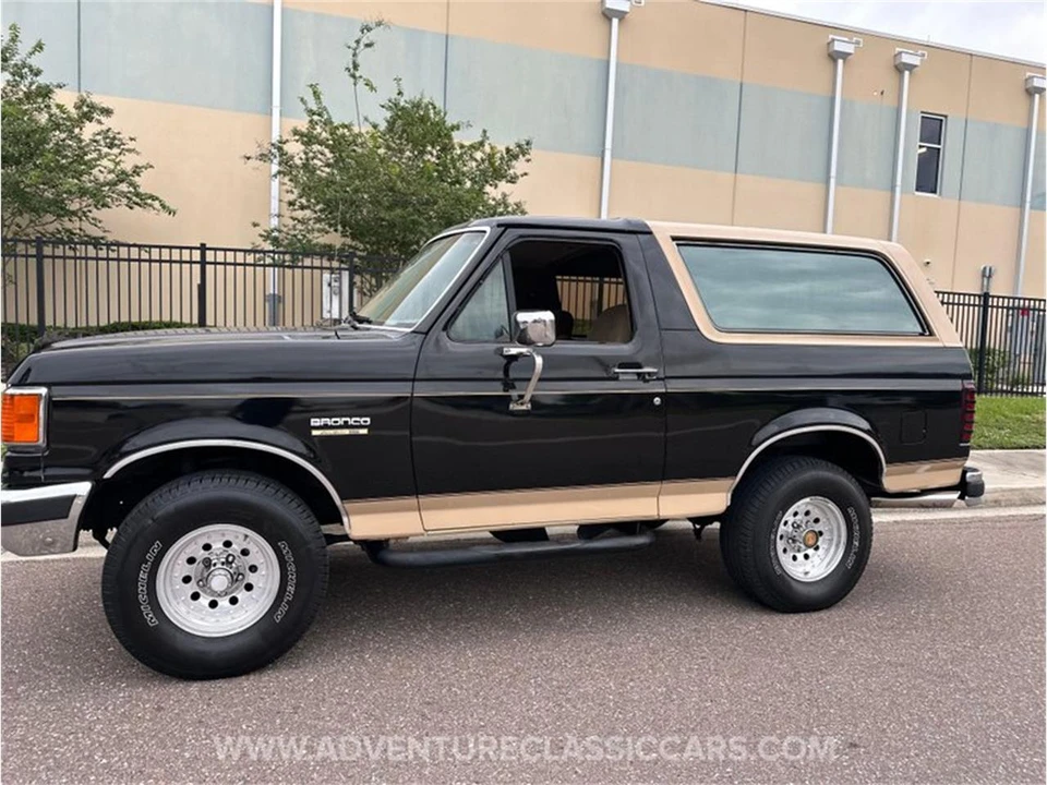 1990 Ford Bronco 4th Gen - Image 21 of 31