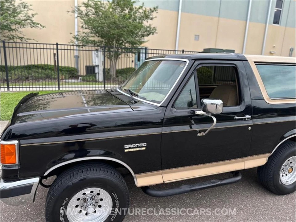 1990 Ford Bronco 4th Gen - Image 9 of 31