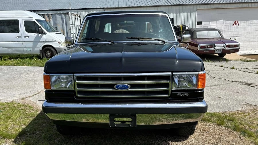 1990 Ford Bronco 4th Gen - Image 3 of 11