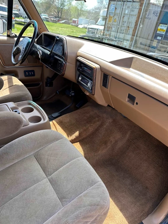 1990 Ford Bronco 4th Gen - Image 10 of 11