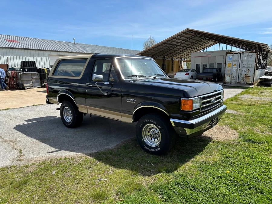 1990 Ford Bronco 4th Gen - Image 6 of 11