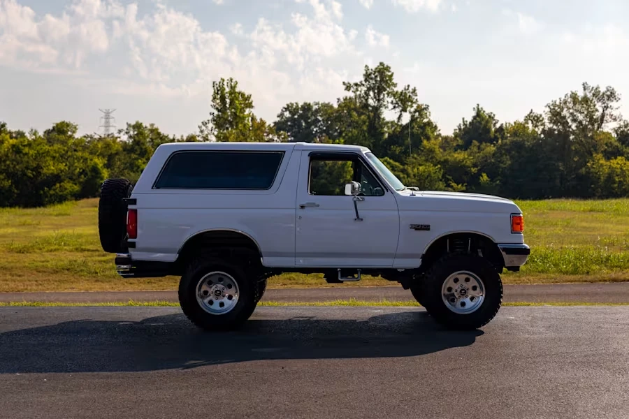 1990 Ford Bronco 4th Gen - Image 19 of 31