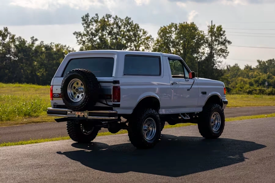 1990 Ford Bronco 4th Gen - Image 3 of 31