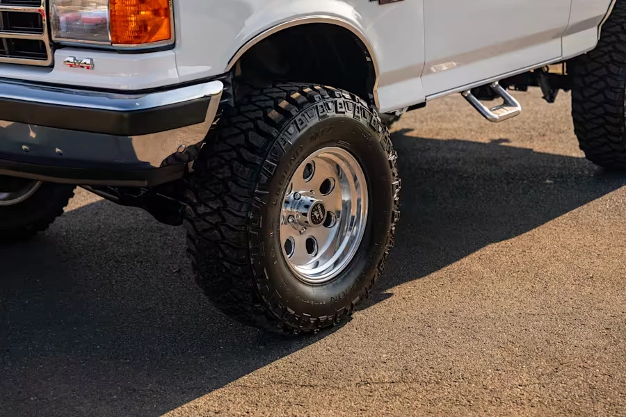 1990 Ford Bronco 4th Gen - Image 18 of 31
