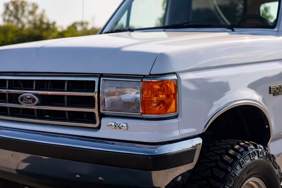 1990 Ford Bronco 4th Gen - Image 9 of 31