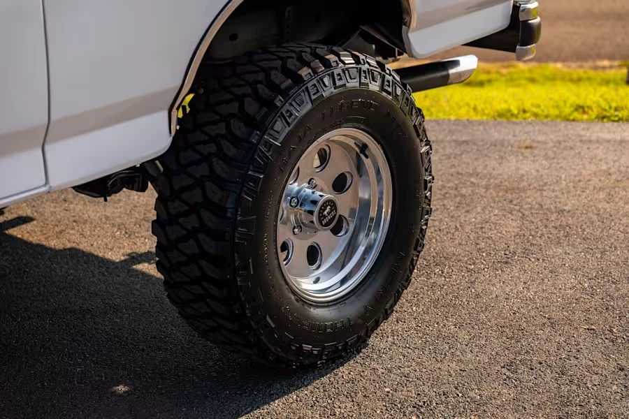 1990 Ford Bronco 4th Gen - Image 16 of 31