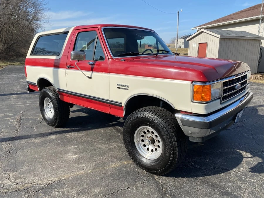 1990 Ford Bronco 4th Gen - Image 3 of 11
