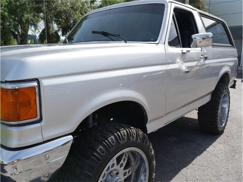 1990 Ford Bronco 4th Gen - Image 26 of 31