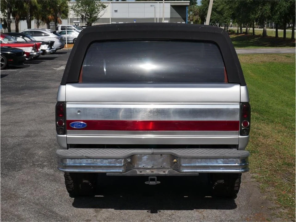 1990 Ford Bronco 4th Gen - Image 23 of 31