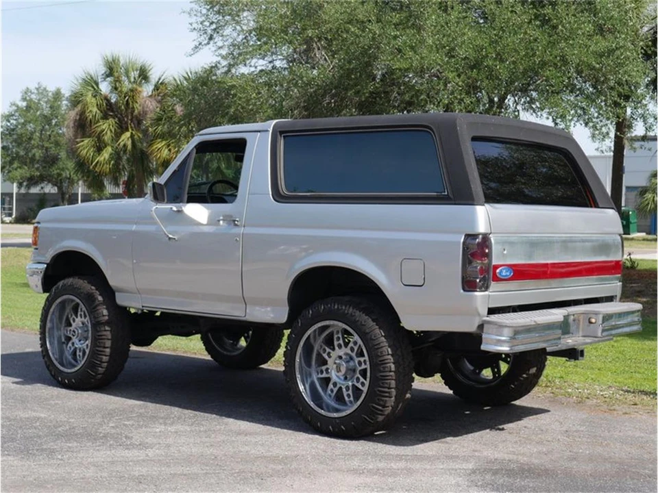 1990 Ford Bronco 4th Gen - Image 19 of 31