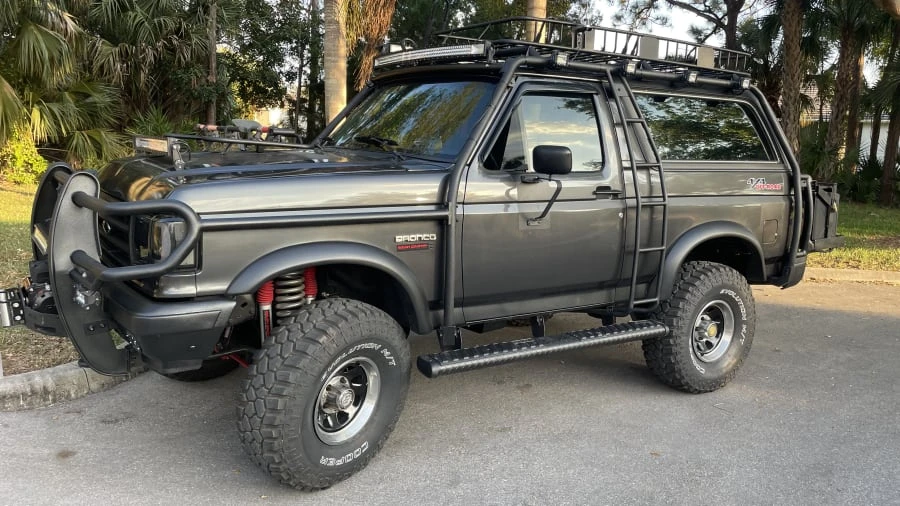 1990 Ford Bronco 4th Gen - Image 4 of 20