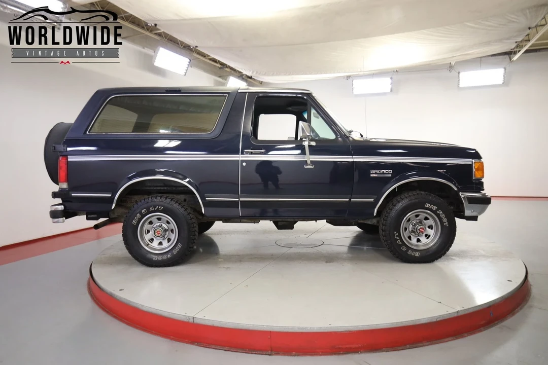 1990 Ford Bronco 4th Gen - Image 4 of 12