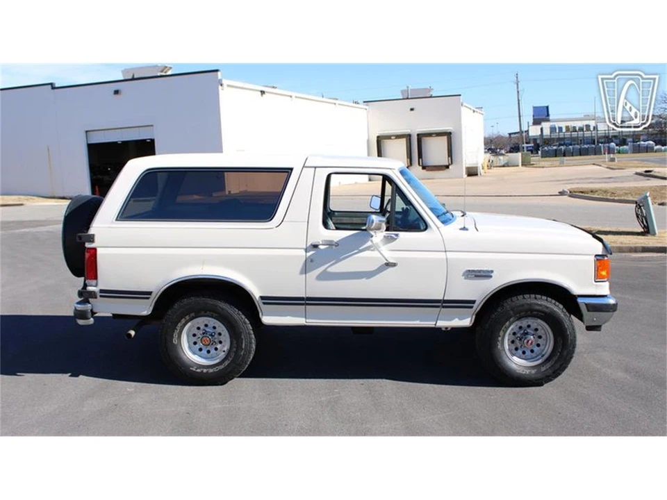 1990 Ford Bronco 4th Gen - Image 31 of 31
