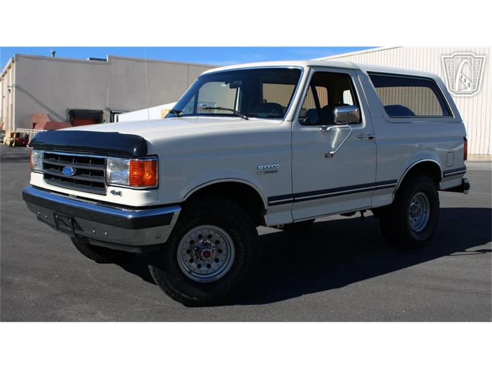 1990 Ford Bronco 4th Gen - Image 11 of 31