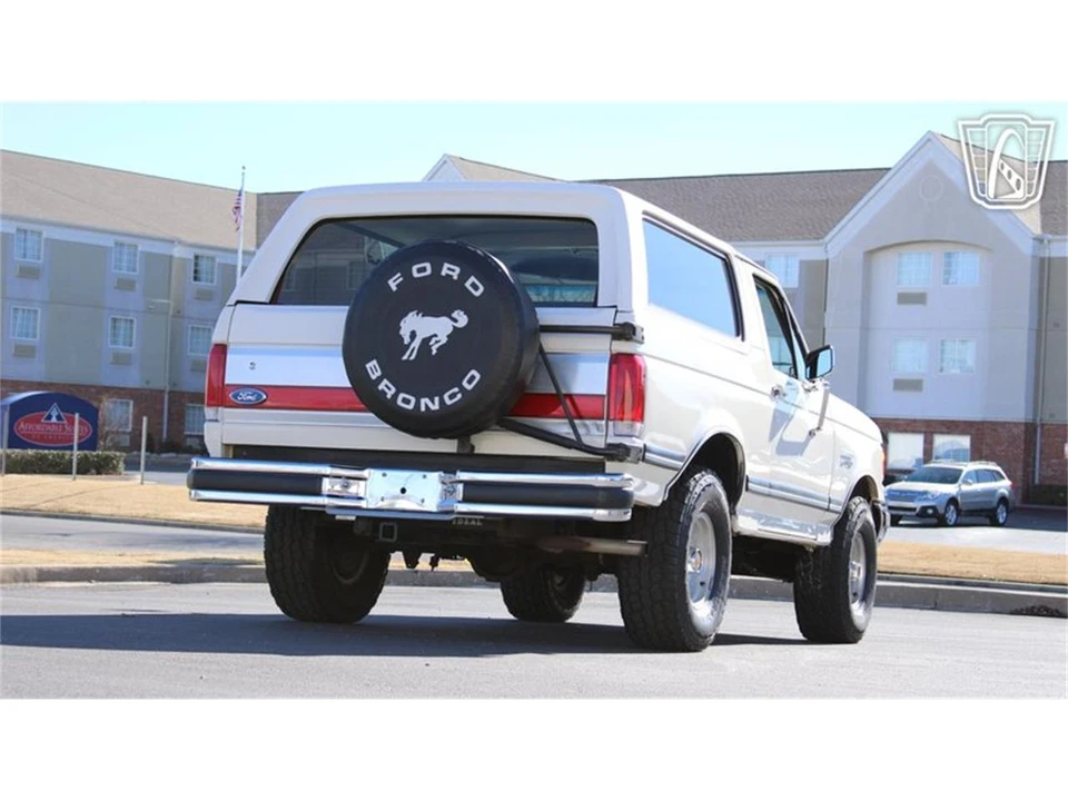 1990 Ford Bronco 4th Gen - Image 27 of 31