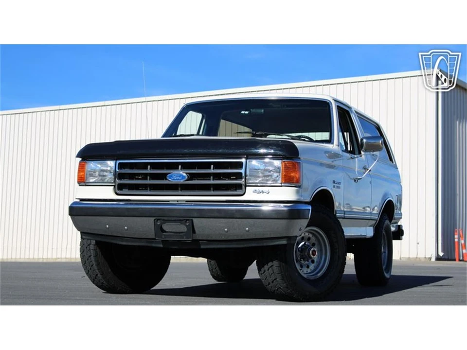1990 Ford Bronco 4th Gen - Image 3 of 31