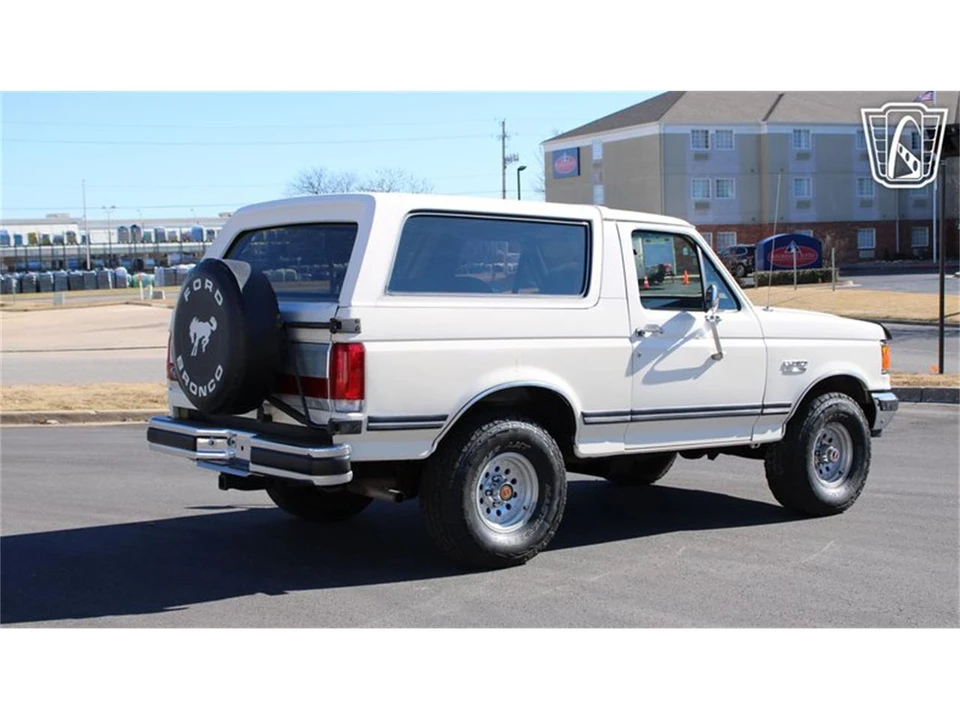 1990 Ford Bronco 4th Gen - Image 29 of 31